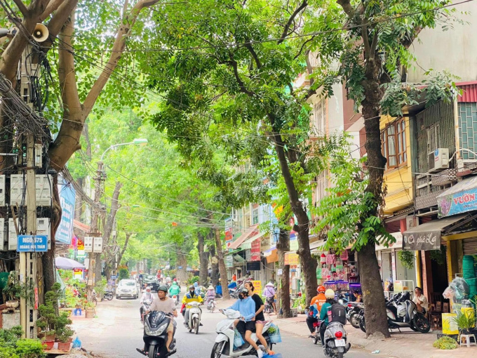 BÁN NHÀ MẶT PHỐ HOÀNG HOA THÁM - MẶT TIỀN 5.2M - THÔNG SỐ CỰC ĐEP - KHÔNG DÍNH QUY HOẠCH