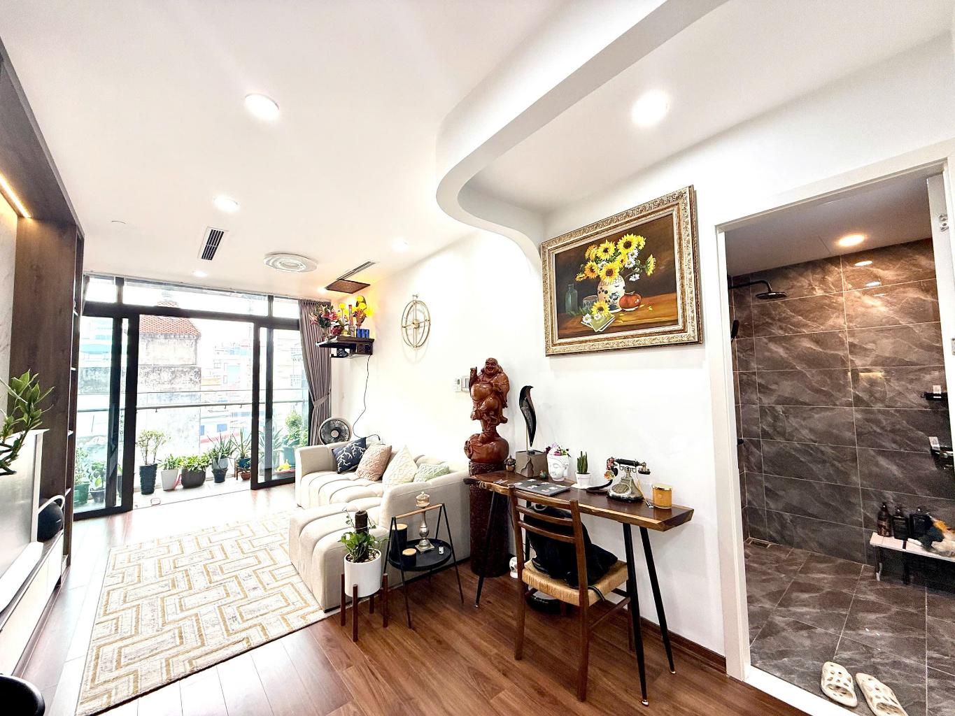 BÁN CĂN HỘ CHUNG CƯ STUDIO TOÀ SUN GRAND CITY - HIẾM NHÀ BÁN - TIỆN ÍCH ĐẲNG CẤP