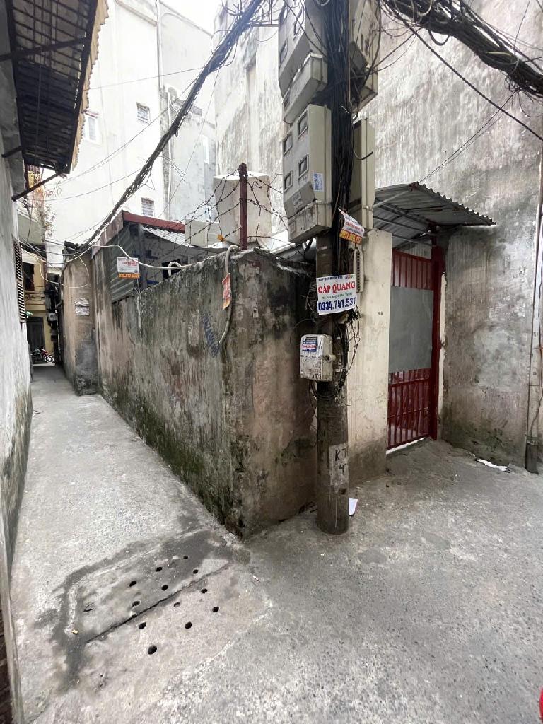 BÁN MẢNH ĐẤT GIÁ ĐẦU TƯ - XÂY GÌ CŨNG ĐẸP - LÔ GÓC THOÁNG-- VÀI BƯỚC CHÂN RA PHỐ.