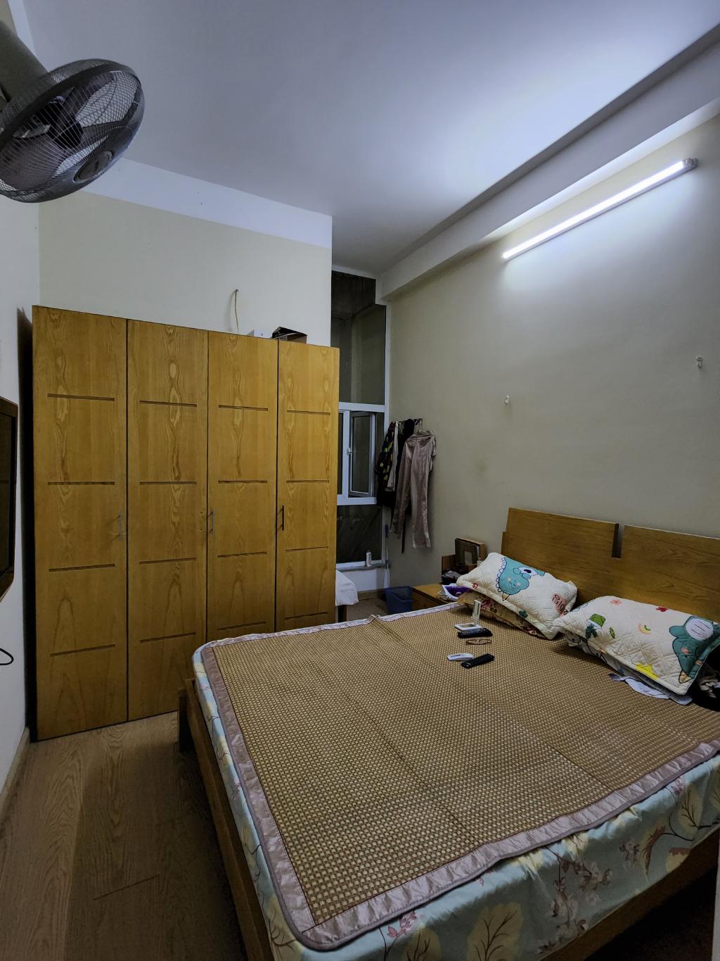 BÁN NHÀ RIÊNG PHỐ YÊN HOA - 2 NHÀ RA MẶT PHỐ - SÁT MẶT HỒ TÂY