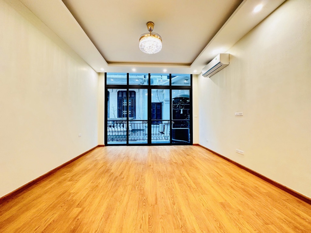 SIÊU PHẨM 6 TẦNG THANG MÁY - 2 THOÁNG - Ở KẾT HỢP KINH DOANH VĂN PHÒNG - Ô TÔ 7 CHỖ CẤT TRONG NHÀ
