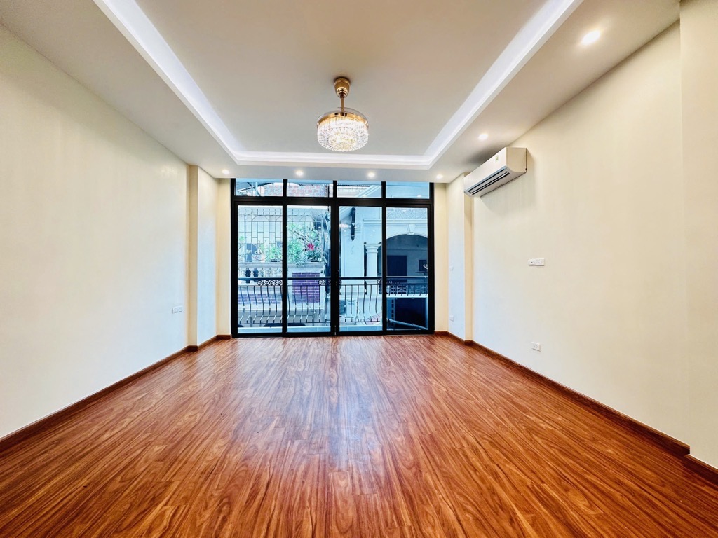 SIÊU PHẨM 6 TẦNG THANG MÁY - 2 THOÁNG - Ở KẾT HỢP KINH DOANH VĂN PHÒNG - Ô TÔ 7 CHỖ CẤT TRONG NHÀ
