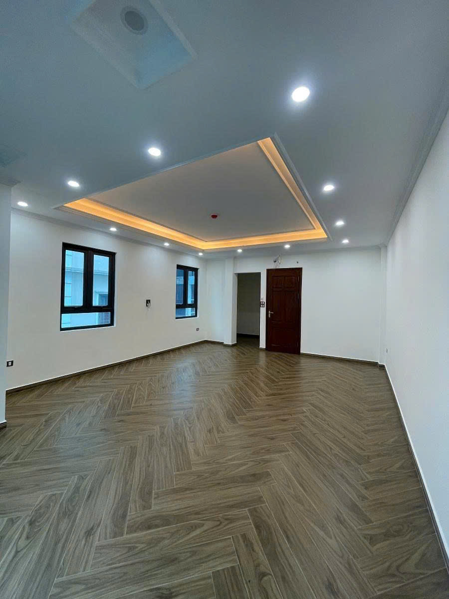 BÁN TOÀ NHÀ MẶT PHỐ ĐỘI NHÂN 9 TẦNG THANG MÁY - LÔ GÓC 1 MẶT PHỐ 1 MẶT NGÕ - VỪA Ở VỪA CHO THUÊ DÒNG TIỀN SIÊU ĐỈNH