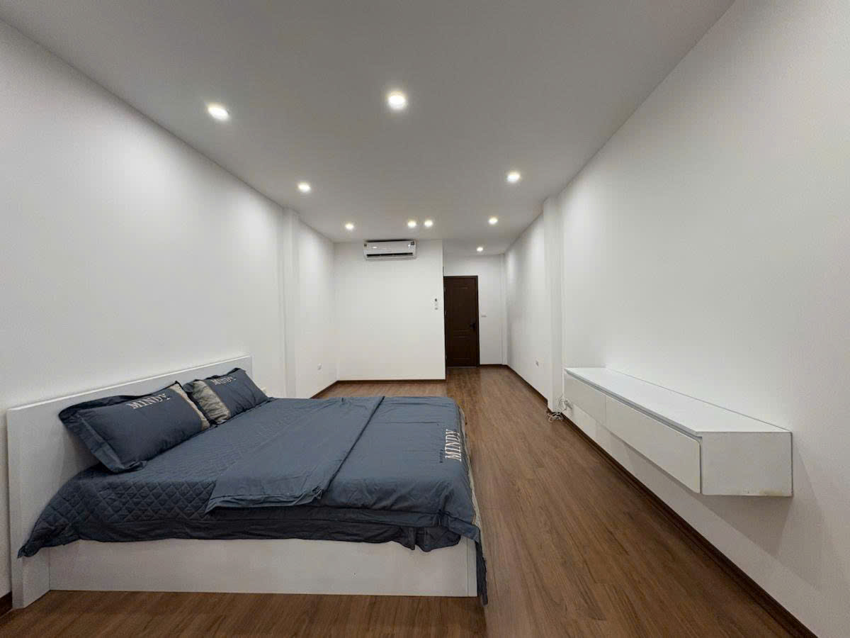 BÁN CĂN NHÀ MẶT PHỐ TRƯƠNG ĐỊNH - VỪA LÀM VĂN PHÒNG VỪA Ở - THANG MÁY - TẶNG FULL NỘI THẤT SỊN
