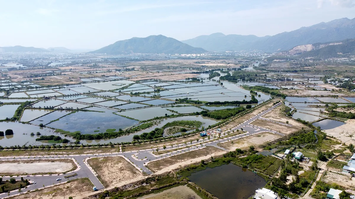 Đất nông nghiệp chuyển thành đất phi nông nghiệp để phát triển