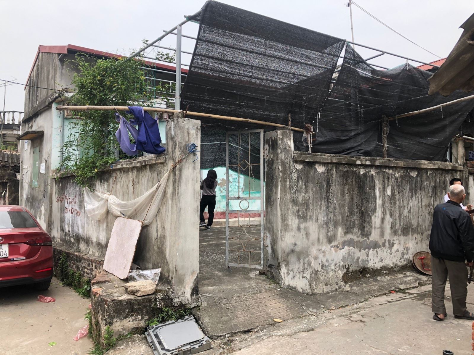 Nhà cấp 4 cũ